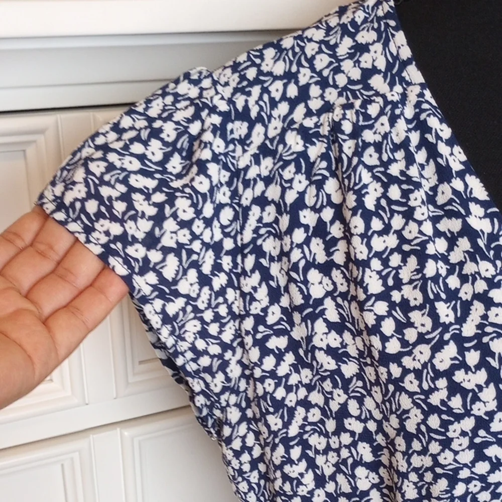 Reformation Blue and White Sleeveless V-Neck Sundress - Picture 4 of 10